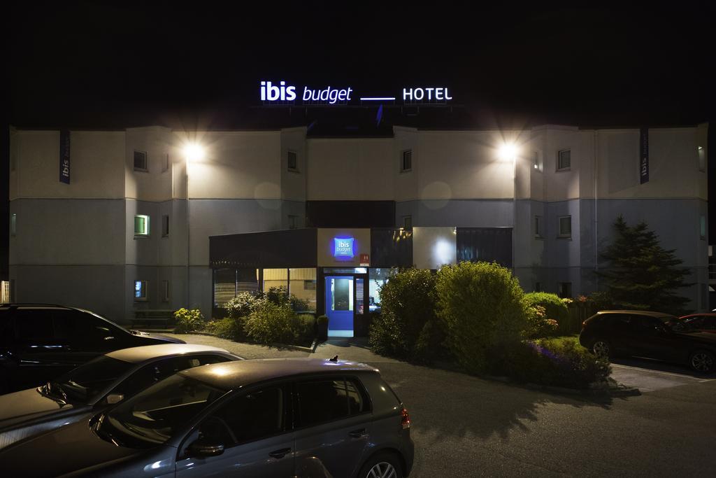 Ibis Budget Chambery Sud Challes Les Eaux Hotel Exterior photo